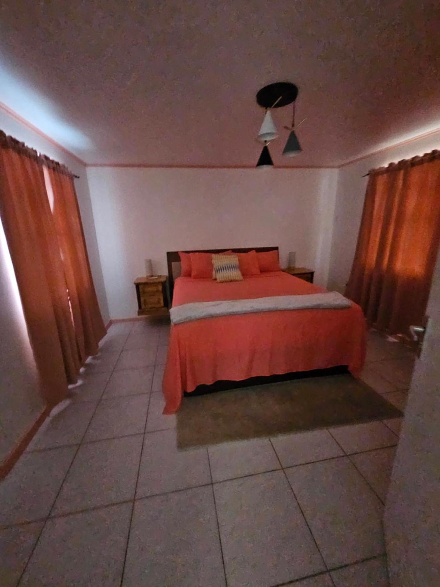 Villa Raven'S Paradise Willemstad Exterior photo
